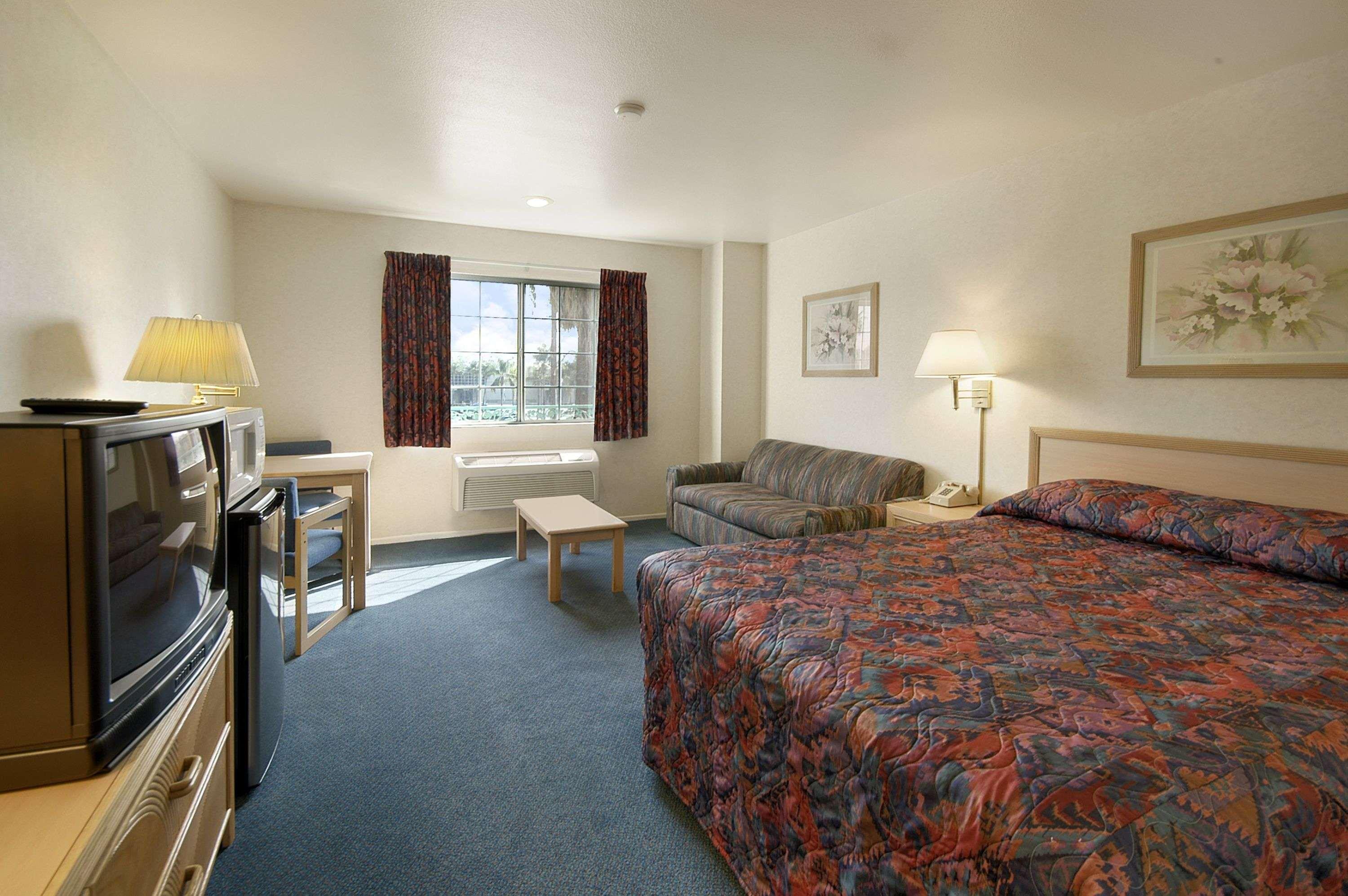 Days Inn By Wyndham Riverside Tyler Mall Номер фото
