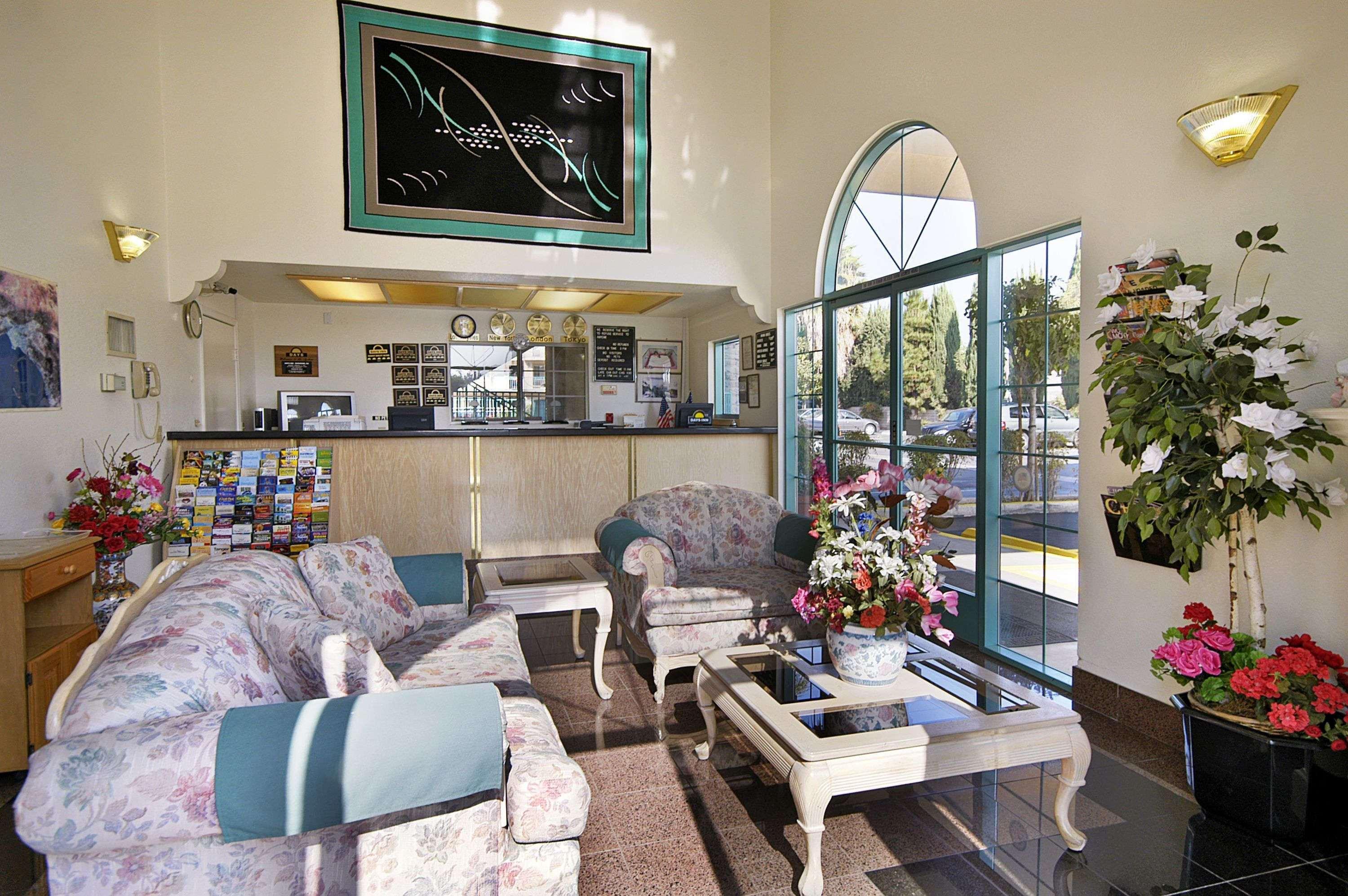 Days Inn By Wyndham Riverside Tyler Mall Экстерьер фото