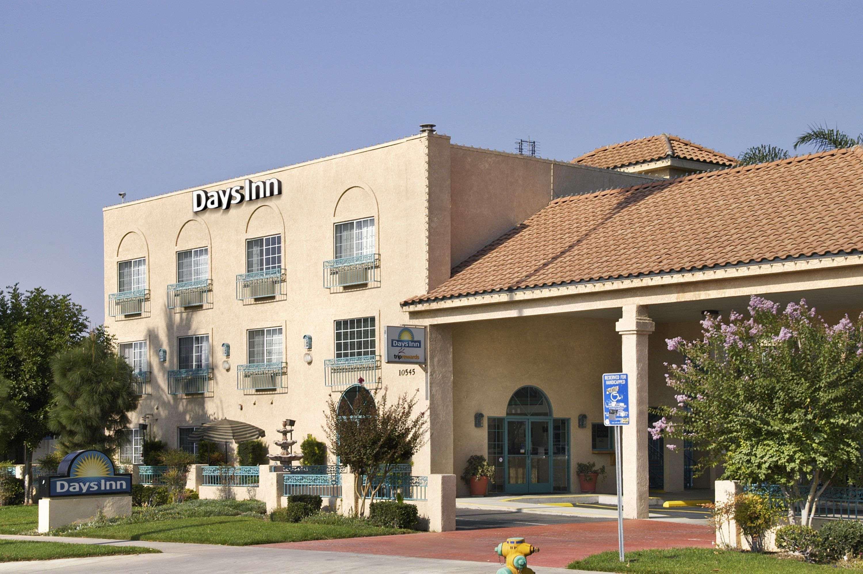 Days Inn By Wyndham Riverside Tyler Mall Экстерьер фото